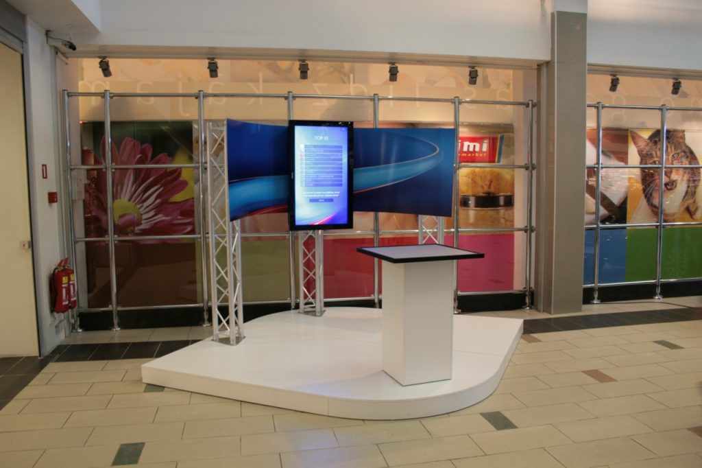 Winston Multimedia background image